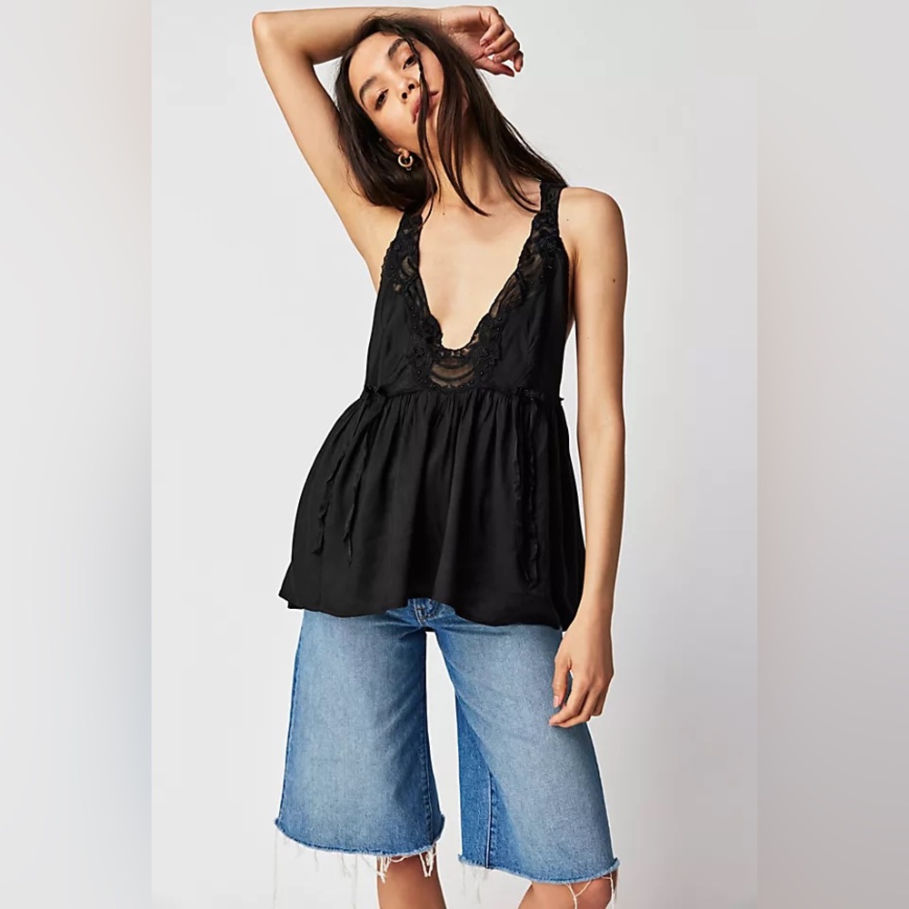 NWT Free People Black Lizzy Lace Beaded Babydoll Too, Size Medium